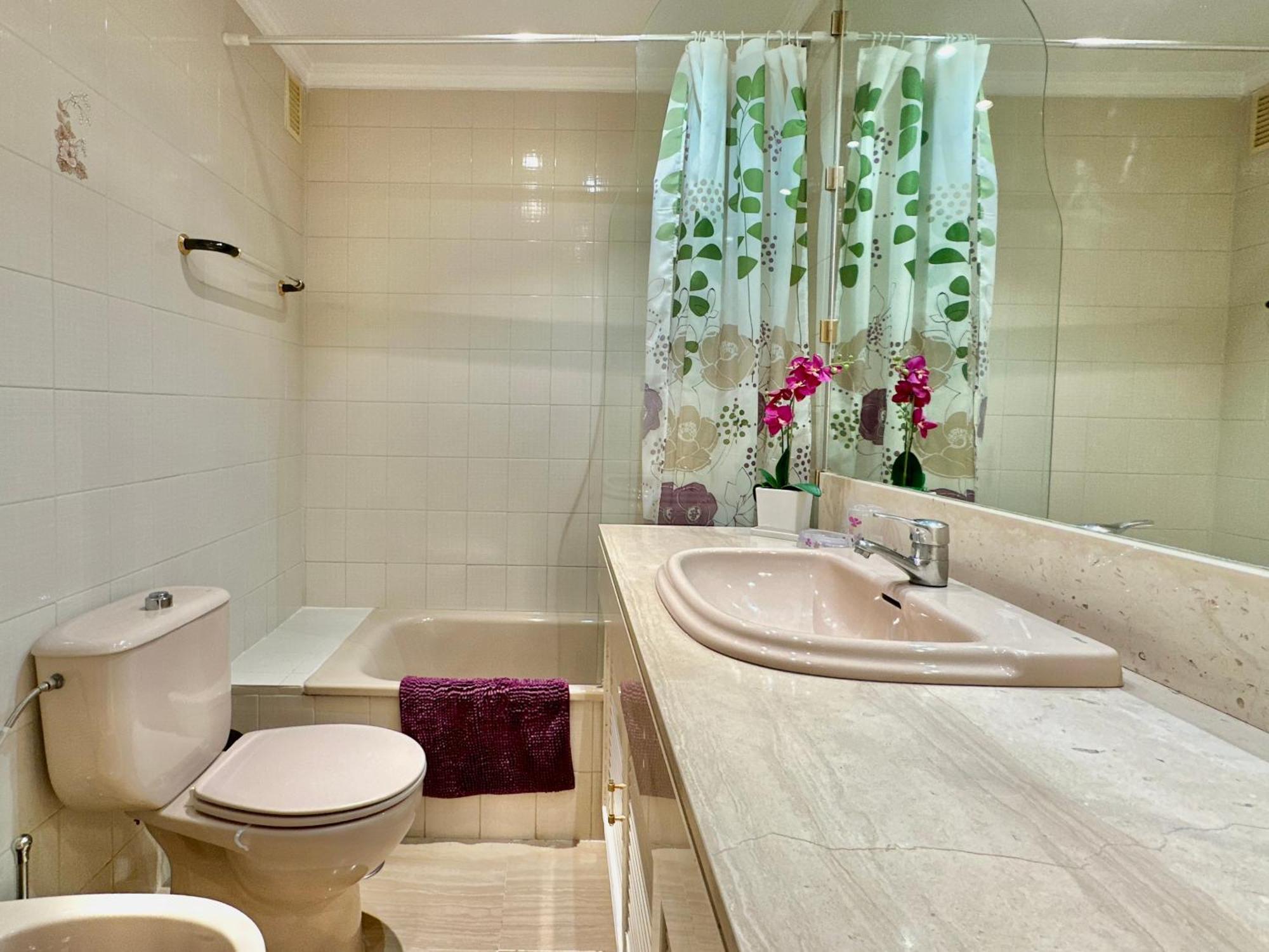 Hostiguest Coliving Leon Y Castillo Las Palmas / Gran Canaria Exterior foto